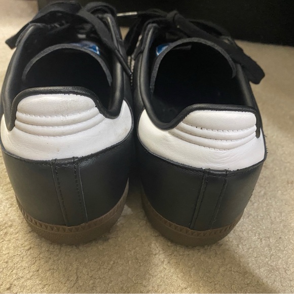 black and white adiddas sambas - Picture 2 of 4